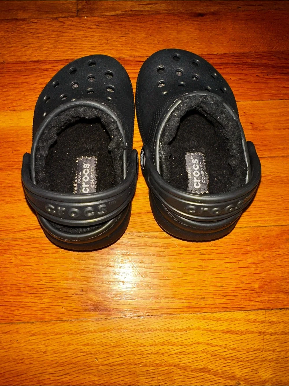 CROCS Baby/Toddler Black Fleece-Lined Clogs